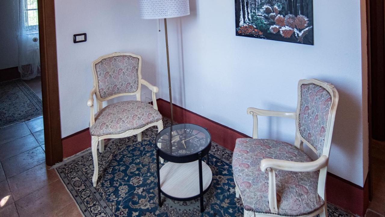 I Salici Agriturismo Badia Agnano エクステリア 写真